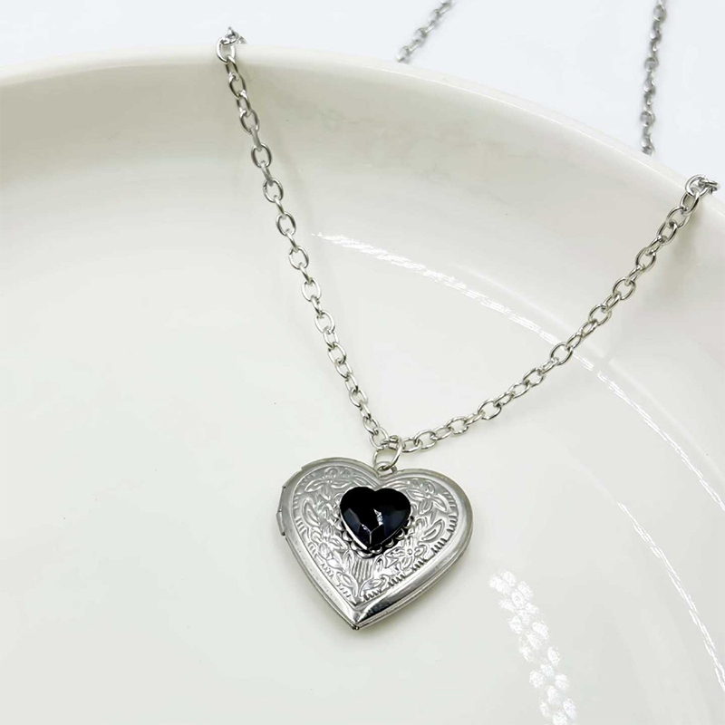Fashion Baroque Vintage Heart- - Heart Locket Necklace Photo ulasan dan harga