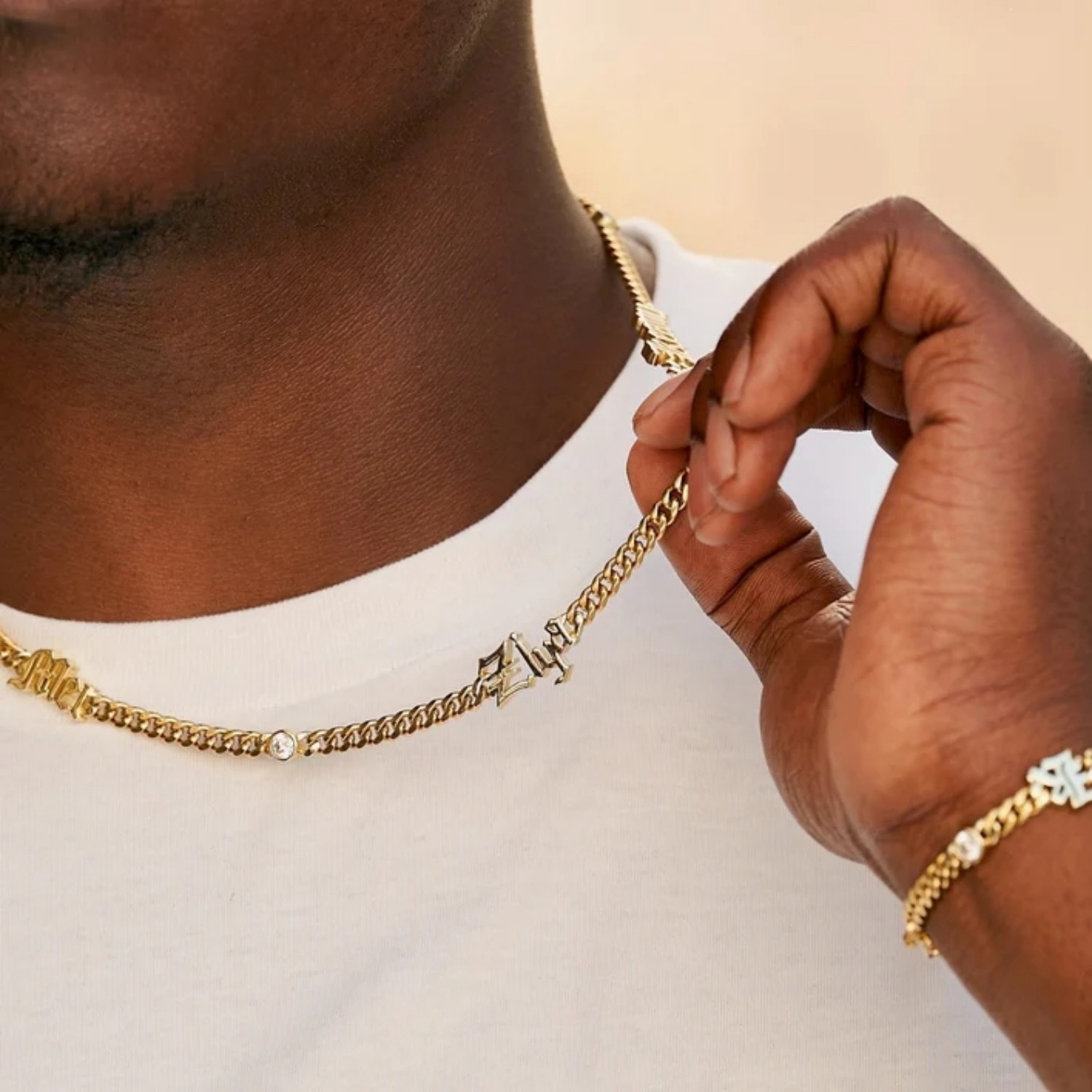 Custom Old English Name Neckla - Cuban Link Chain 12Mm ulasan dan harga