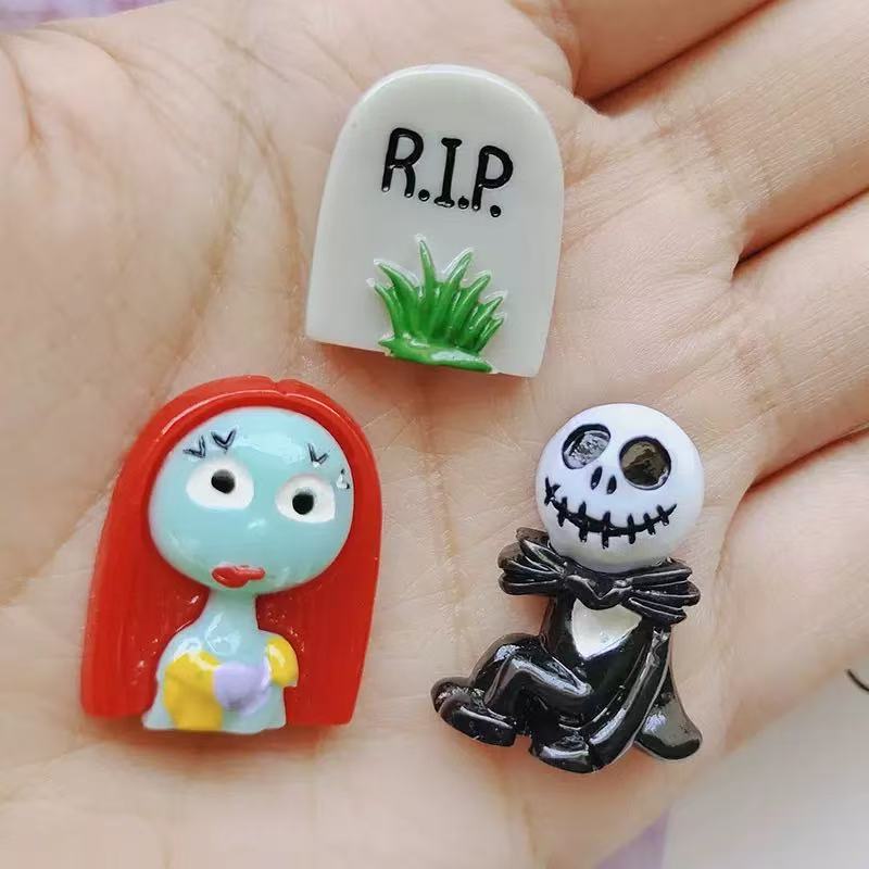 10pcs Halloween Resin Cartoon  - Anime Pendant Necklace ulasan dan harga