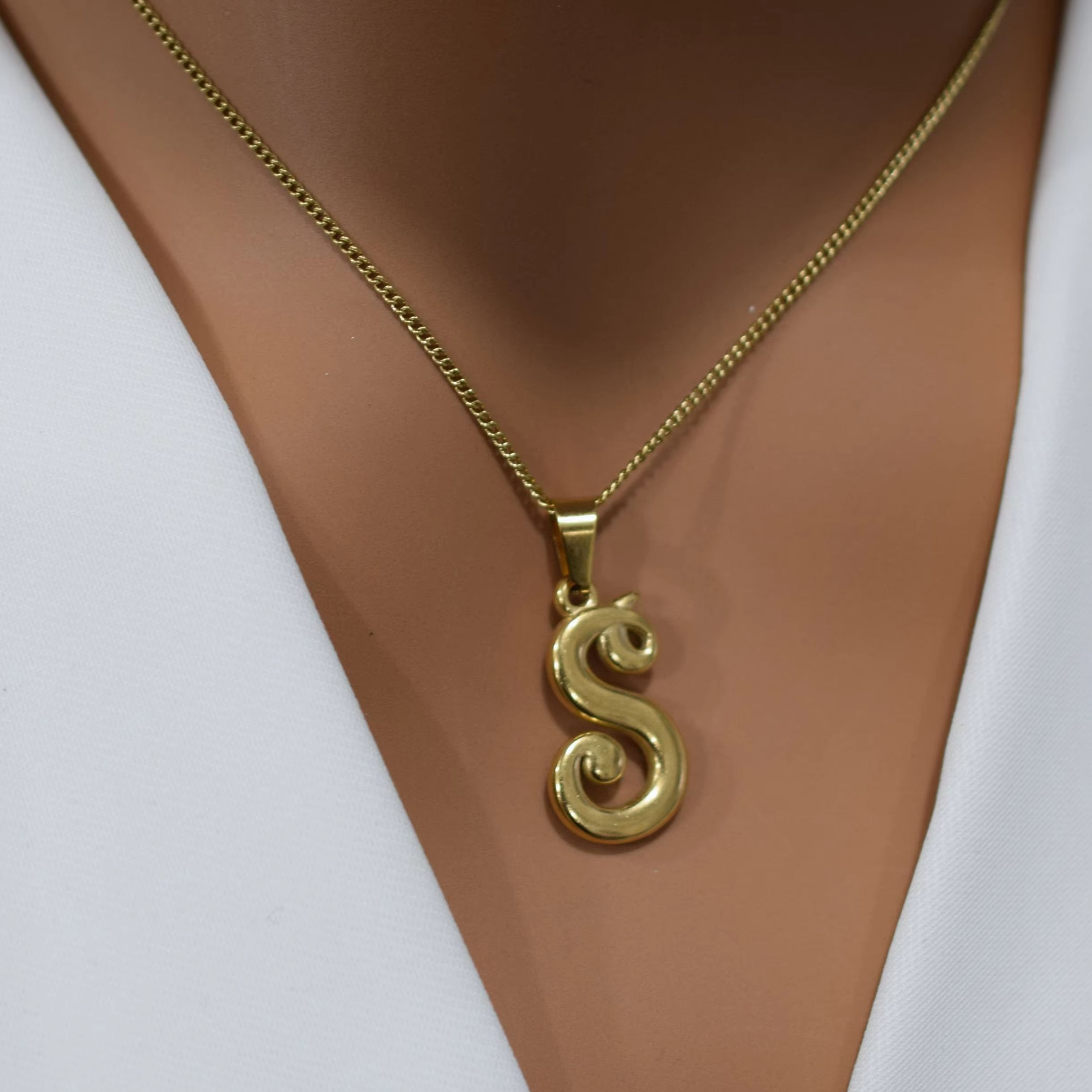 18k Gold Stainless Steel Vinta - Initial Letter Necklace 18K Gold ulasan dan harga