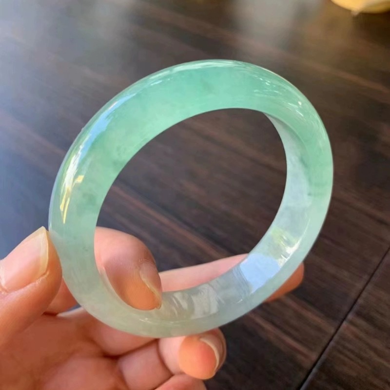Light ice jade for girls, Burm - Bracelets ulasan dan harga